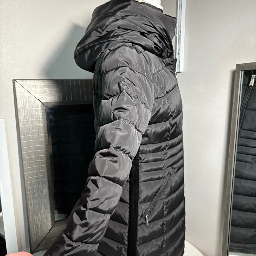 NWT Laundry by Shelli Segal woman’s puffer winter coat, size small - Picture 11 of 15